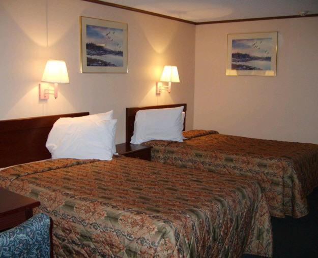 Budgetel Inn & Suites Columbus Cameră foto